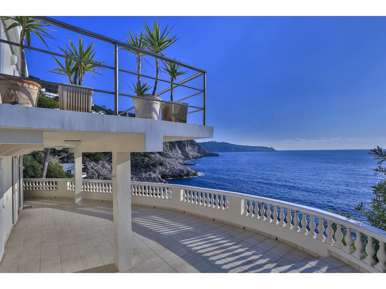 Cap de Nice Villa 160m2 Sea View for sale waterfront - nice-vue-mer.fr